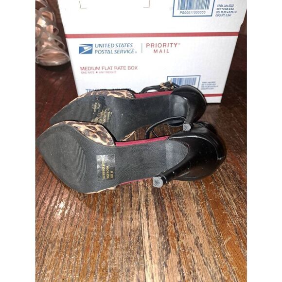 Medium 7/8 Rue 21 Ect! Black Leopard Cheetah Red Stiletto Pump High Heel Shoes - Picture 7 of 12